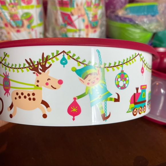 TUPPERWARE ONE TOUCH CHRISTMAS BUNDLE SET - Picture 7 of 13